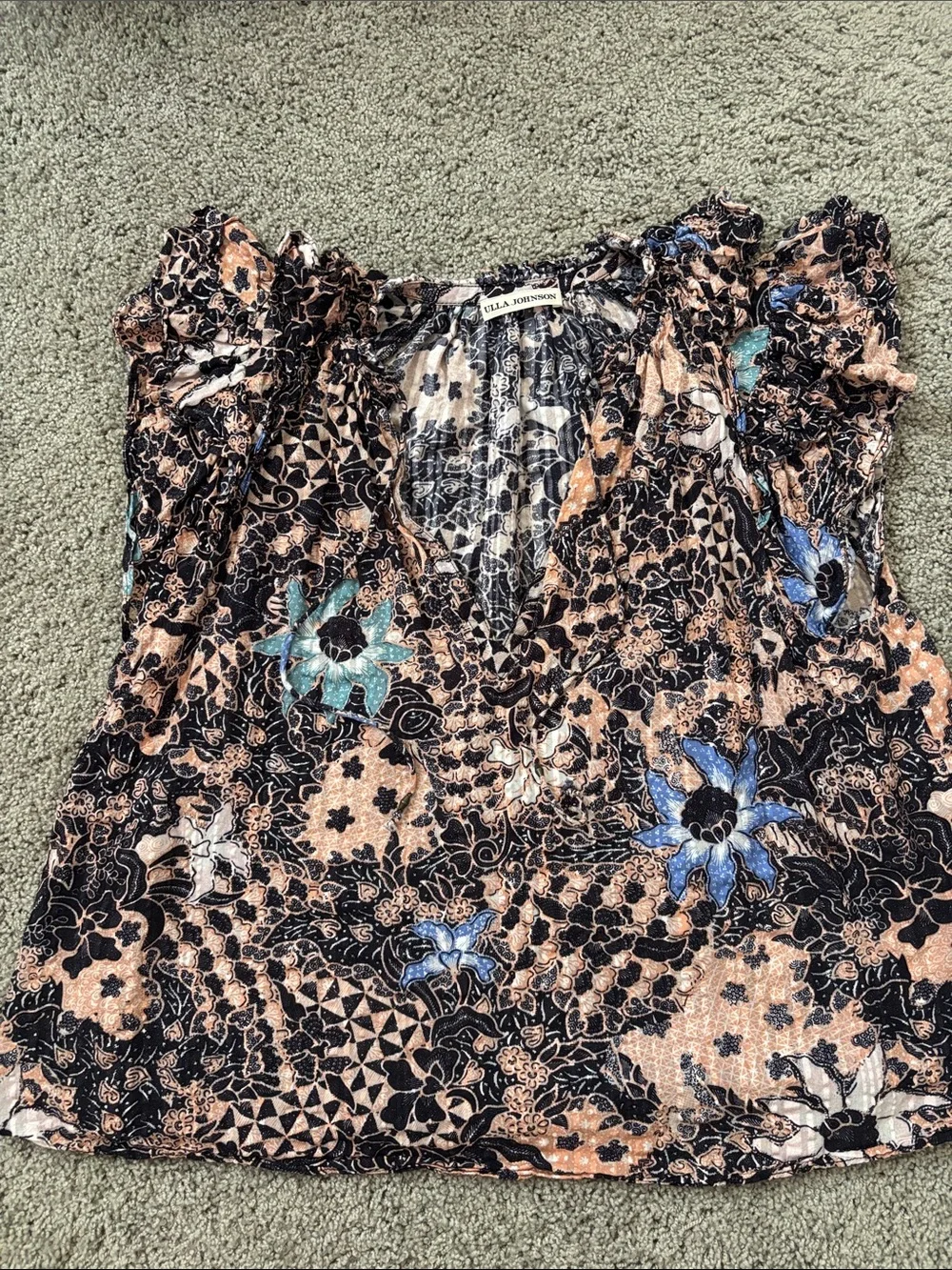 Ulla Johnson Black Floral V-Neck Puff Sleeve Blouse